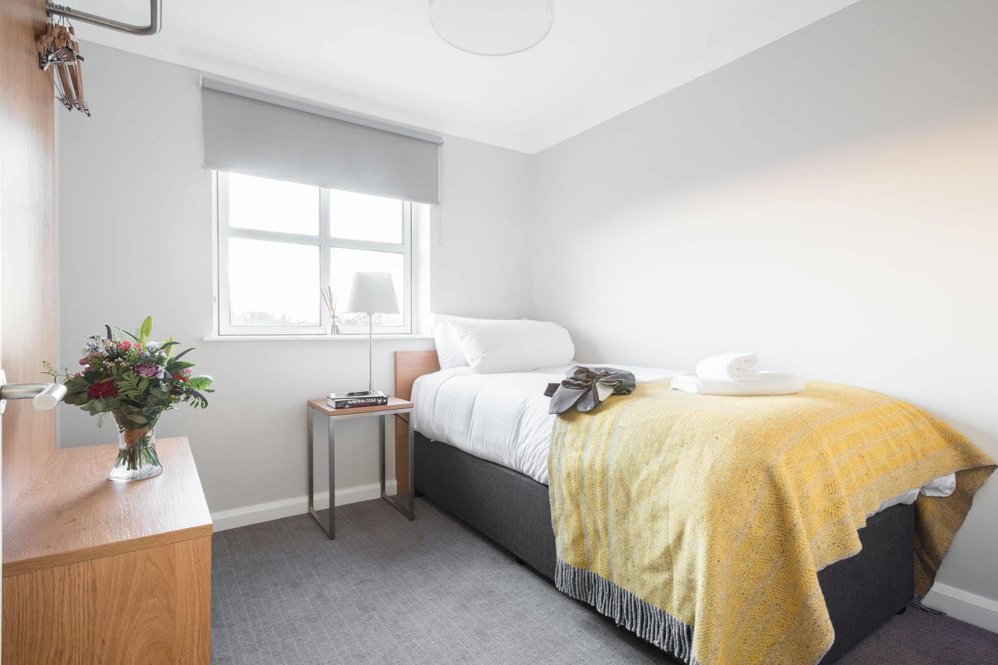Premier Suites Reading Exteriér fotografie